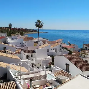 casa-cachita-en-1-linea-de-playa.1costadelsol.com/